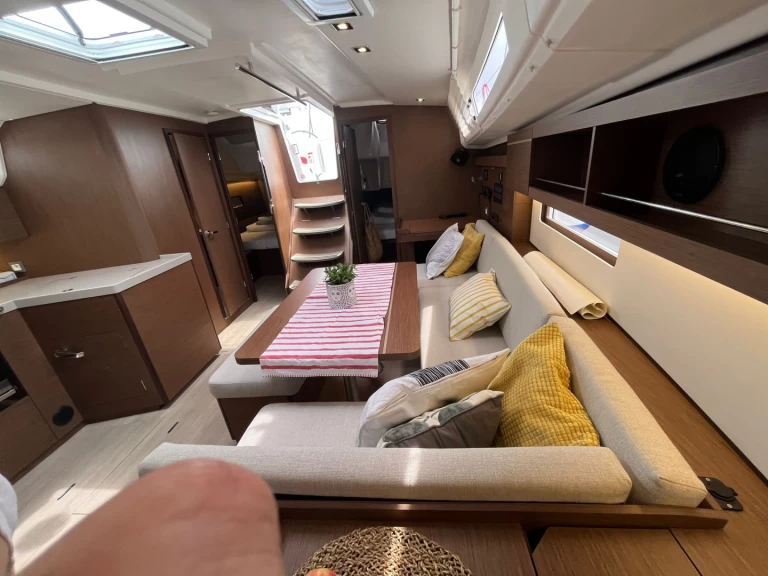 Segelboot mieten in Pomer zum besten Preis