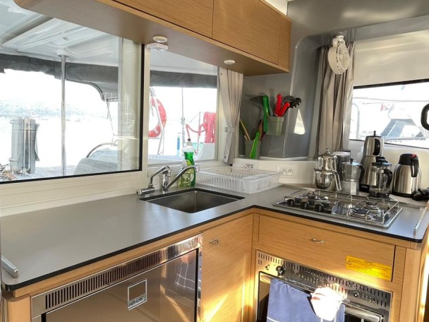 Katamaran mit oder ohne Skipper Excess mieten in Fethiye