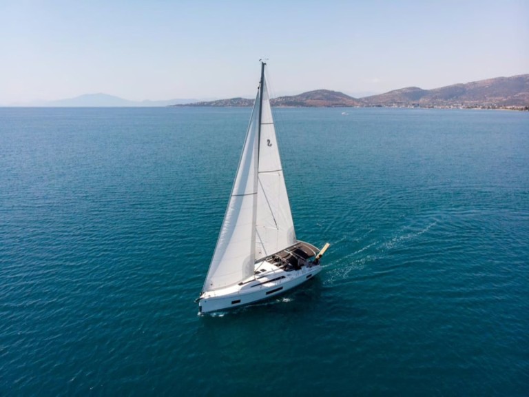 Ein Bénéteau Oceanis 46.1 mieten in Deme of Volos
