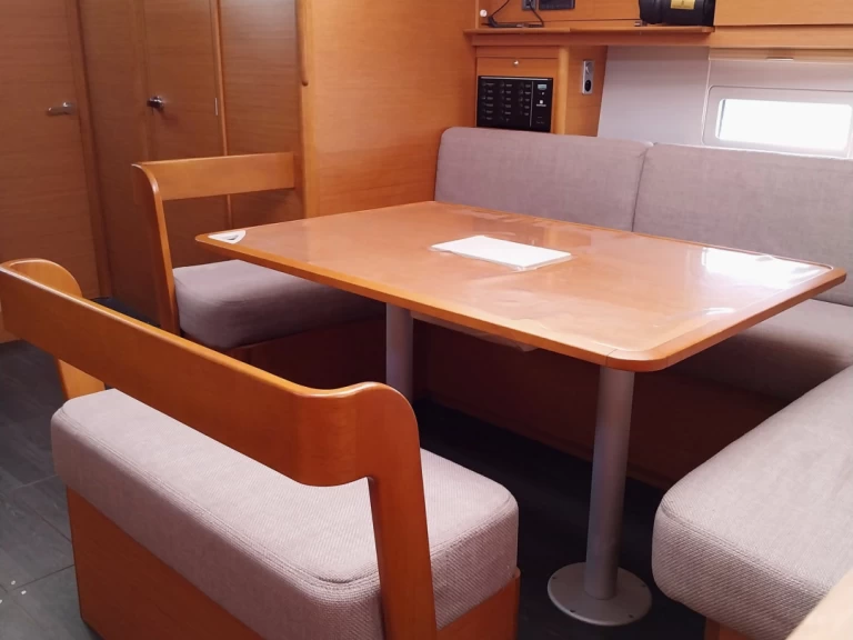 Dufour Dufour 43 mieten Skiathos