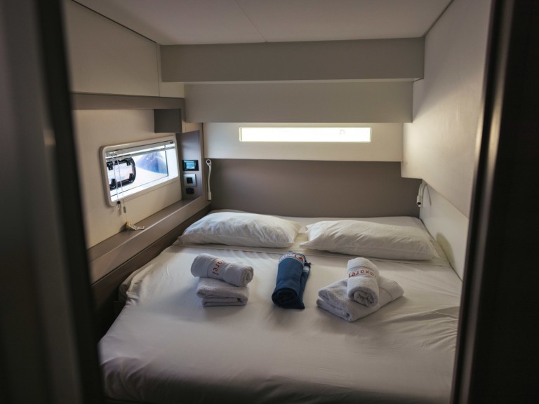 Katamaran mieten in Playa de Talamanca zum besten Preis