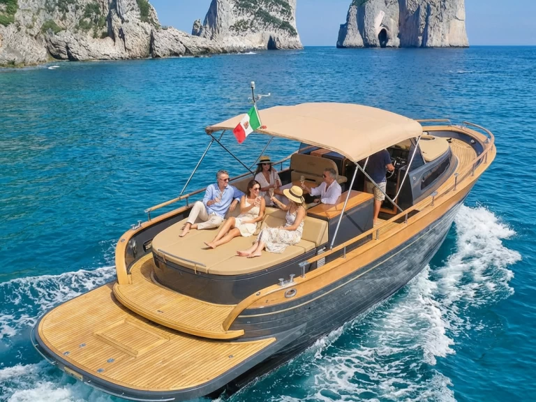 Ein Nautica Esposito Positano 32 mieten in Amalfi