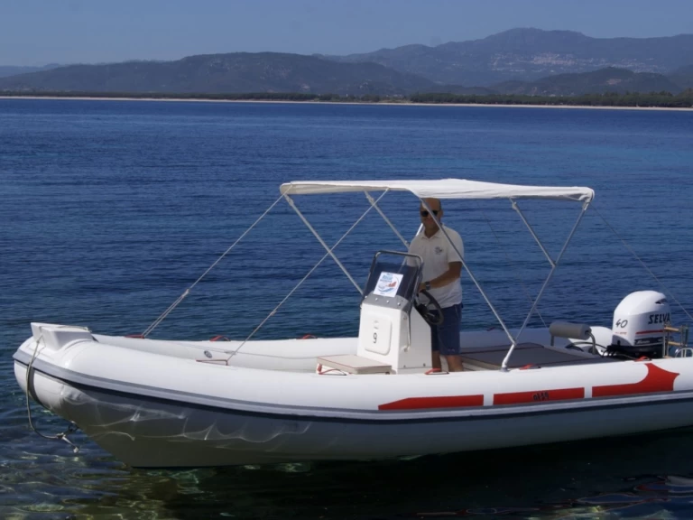 Schlauchboot mieten in Arbatax - AT Marine AT 590