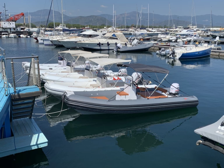 Bootsverleih AT Marine AT 590 Arbatax Samboat