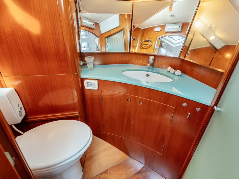 Segelboot mit oder ohne Skipper Bénéteau mieten in Split