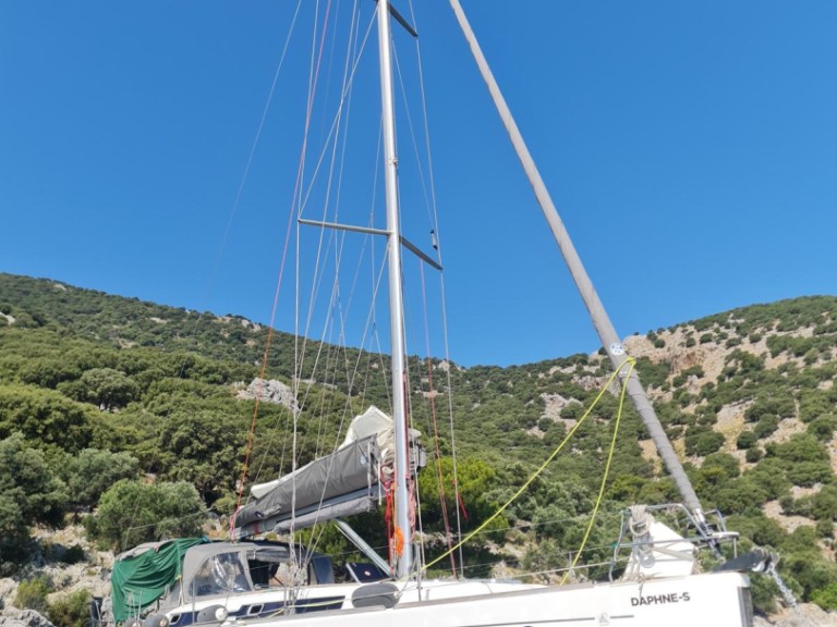 Ein Dufour Dufour 405 Grand Large mieten in Göcek