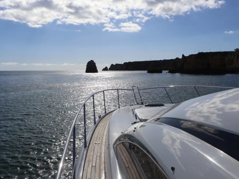 YachtCharter in Lagos - Sunseeker Portofino 47 auf SamBoat