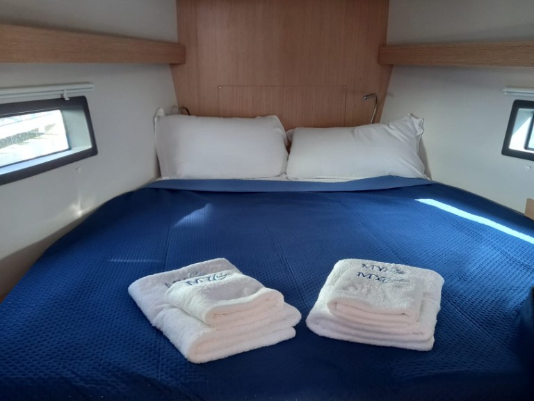 Boot mieten Cecina günstig Bavaria C42