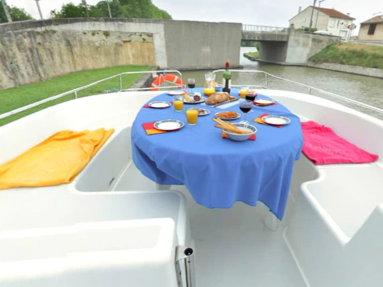 Ein Le Boat Salsa A mieten in Homps