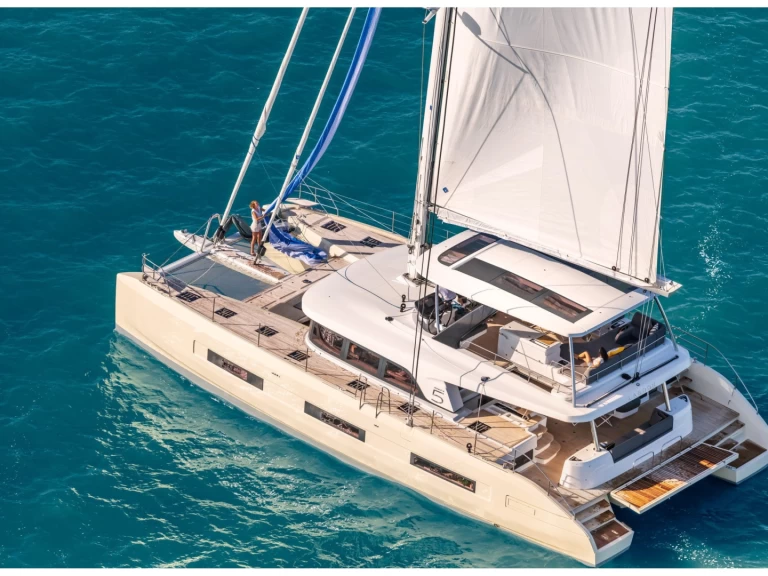 Bootsverleih Lagoon Lagoon Sixty 5 Salerno Samboat