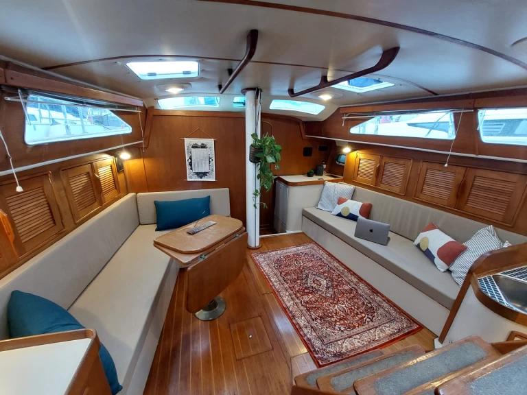 Segelboot mieten in Sant Antoni de Portmany zum besten Preis