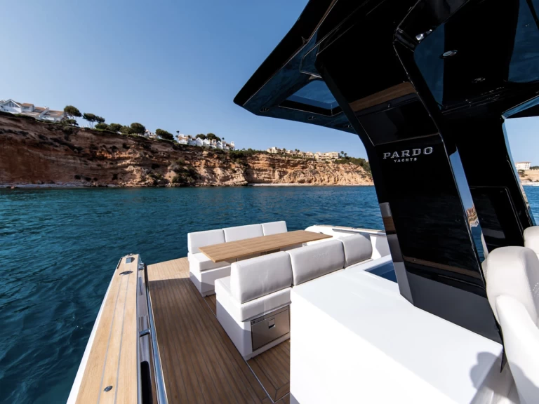 Ein Pardo Yachts Pardo 38 mieten in Monaco