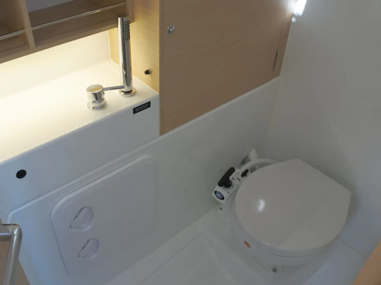 YachtCharter in Barcelona - Bénéteau Oceanis 30.1 auf SamBoat