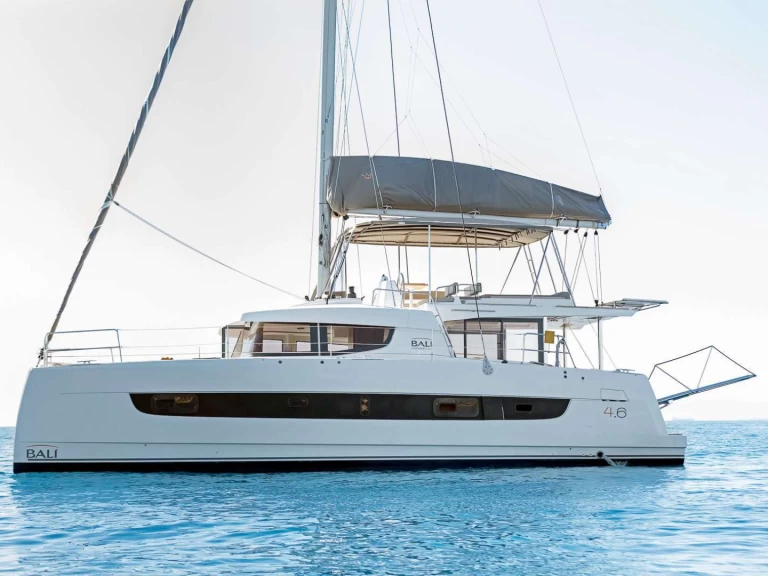 Yacht mieten in Álimos zum besten Preis