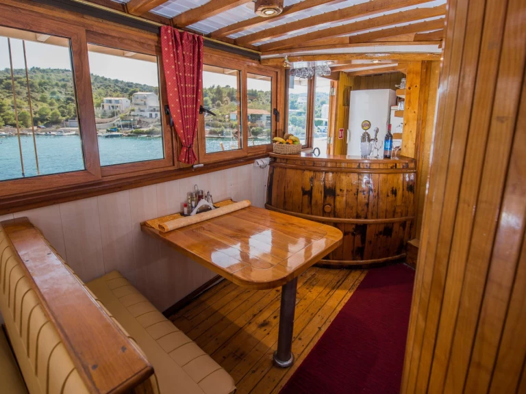 Bootsverleih  Custom Built Aluminum Cutter NOVI DAN Split Samboat