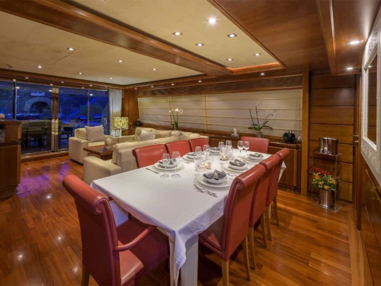 Boot mieten Neapel günstig Anne Marie