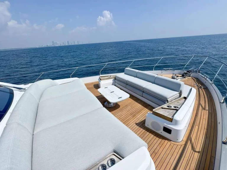 Yacht mit oder ohne Skipper Azimut mieten in Miami