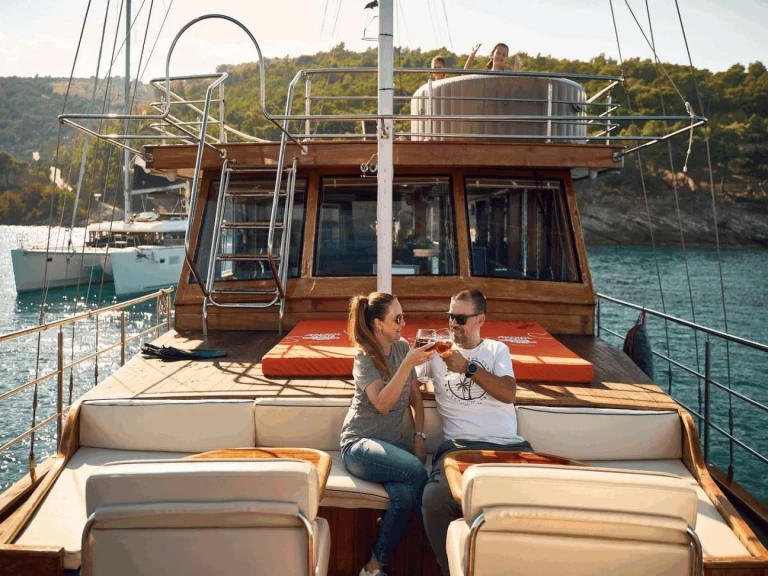 Boot mieten Split günstig TREBENNA