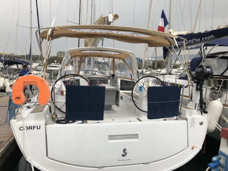 Segelboot mit oder ohne Skipper Bénéteau mieten in Álimos