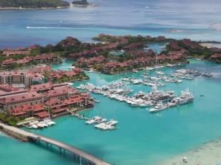 Sea Tribe Yachts Sea-Tribe DH550 mieten Mahé