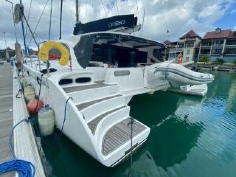 Sea Tribe Yachts Sea-Tribe DH550 mieten Mahé