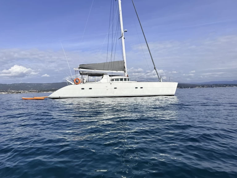 YachtCharter in Ajaccio - Lagoon Lagoon 570 auf SamBoat