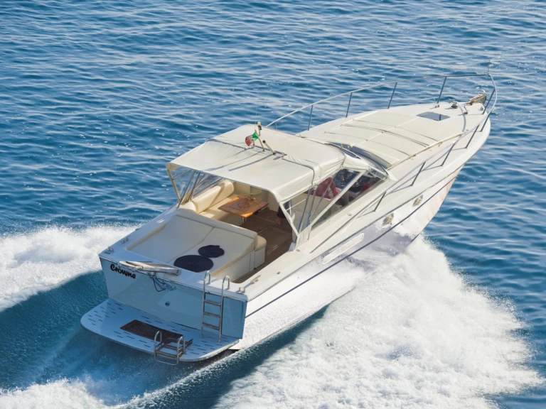 Ein Baia 40 FT mieten in Positano