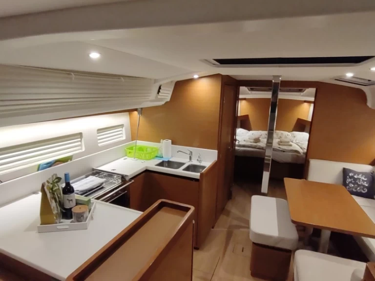 Boot mieten Split günstig Sun Odyssey 440