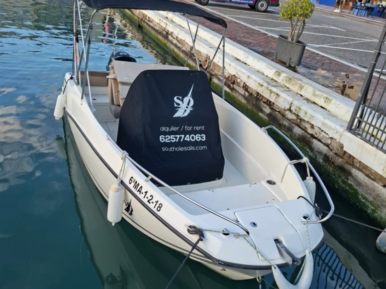 Motorboot mieten in Estepona zum besten Preis