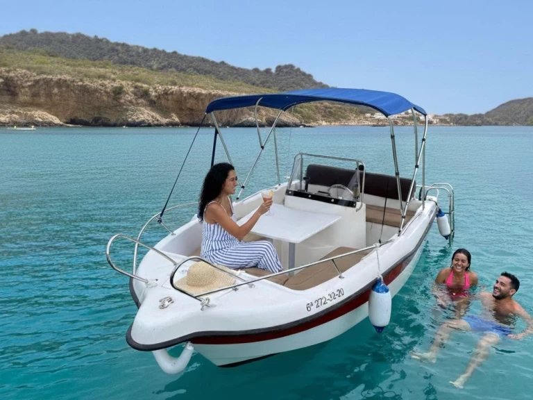 Mareti 45O open mieten Roda de Barà