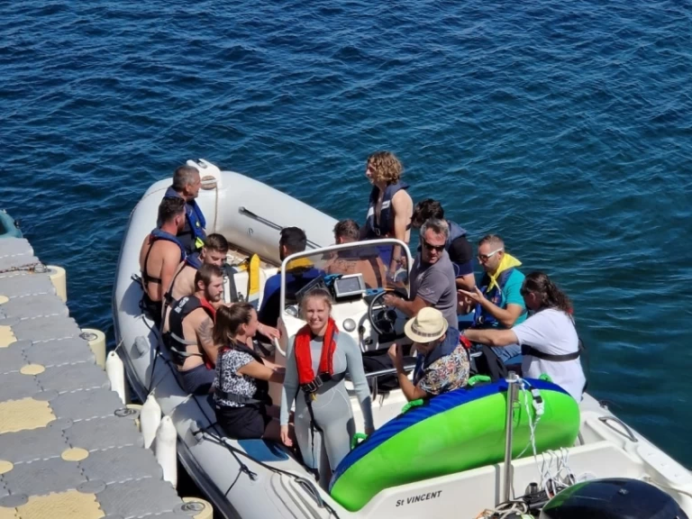 Schlauchboot mieten in Brest zum besten Preis