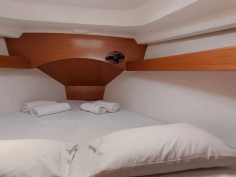 Ein Bénéteau Cyclades 43.4 mieten in Piräus