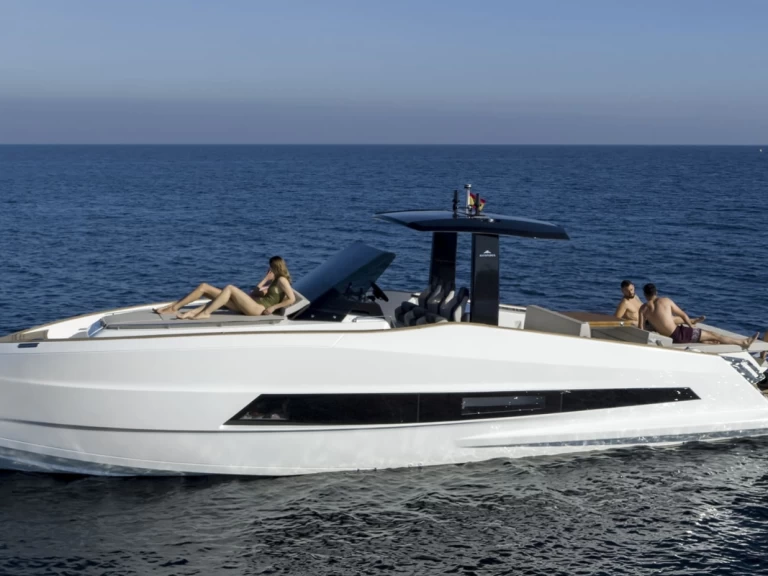 Bootsverleih Astondoa 377 Coupe Lagos Samboat