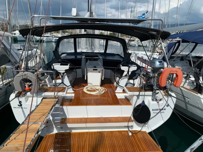 Vermietung Segelboot Bénéteau mit Führerschein