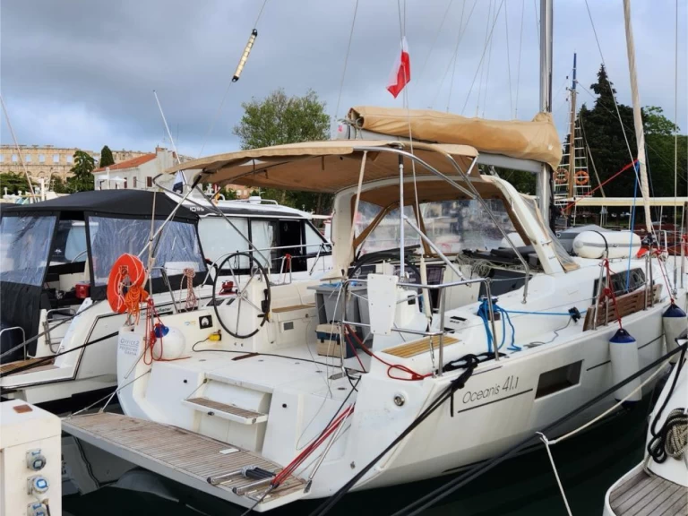 Bénéteau Oceanis 41.1 mieten Pula