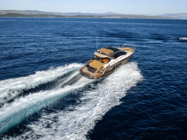 Bootsverleih Cranchi Cranchi M44 HT Split Samboat