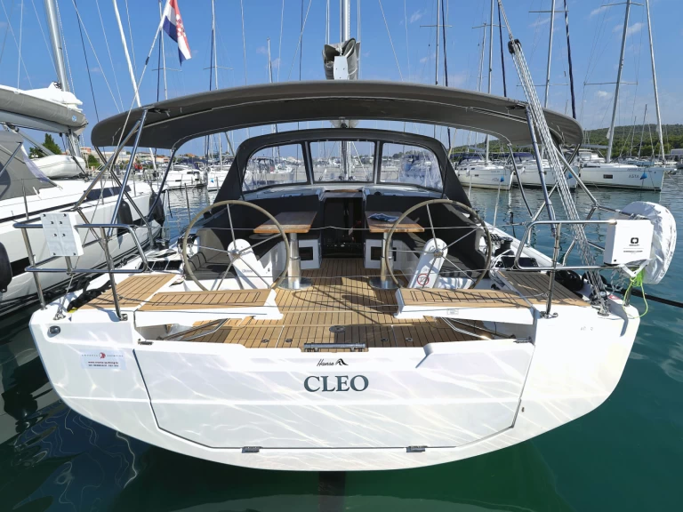 Segelboot mieten in Sukošan zum besten Preis
