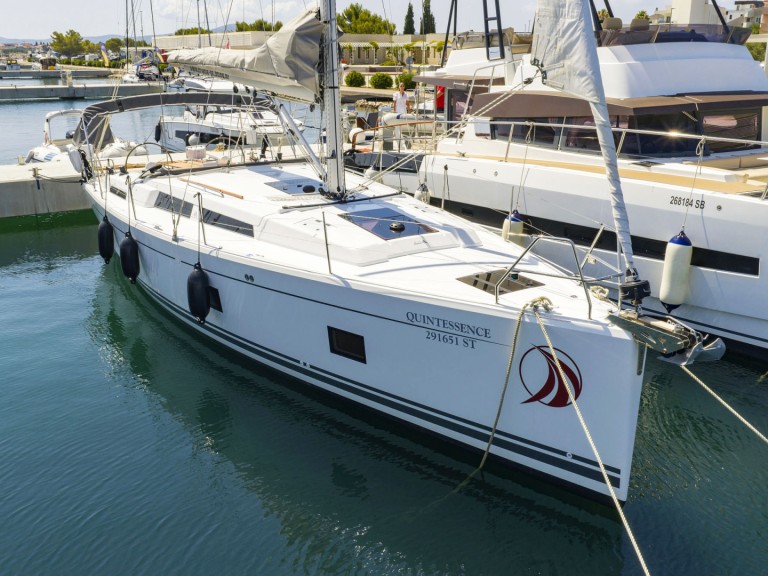 Segelboot mit oder ohne Skipper Hanse mieten in Sukošan