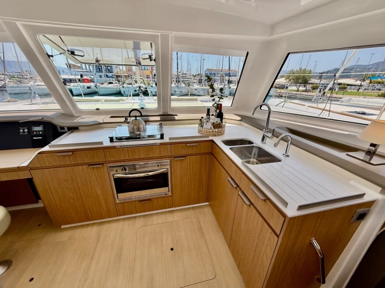 Katamaran mit oder ohne Skipper Bali mieten in Nidri