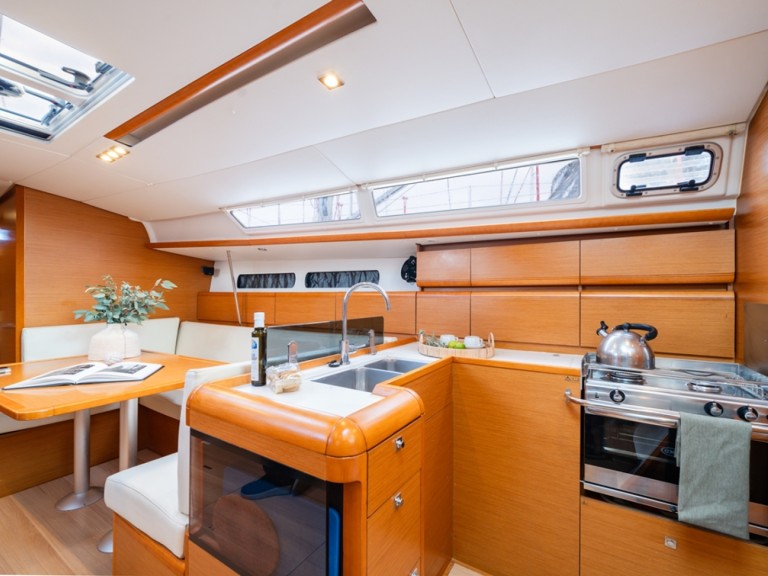 Vermietung Segelboot Jeanneau mit Führerschein