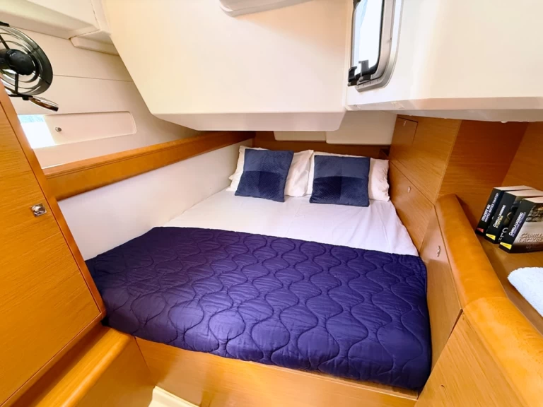 Vermietung Segelboot Jeanneau mit Führerschein