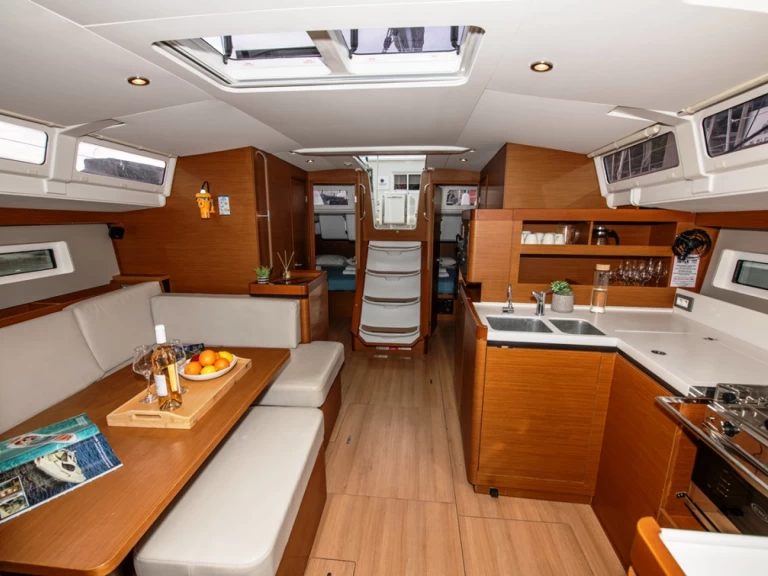 Segelboot mieten in Neo Klima - Jeanneau Sun Odyssey 490