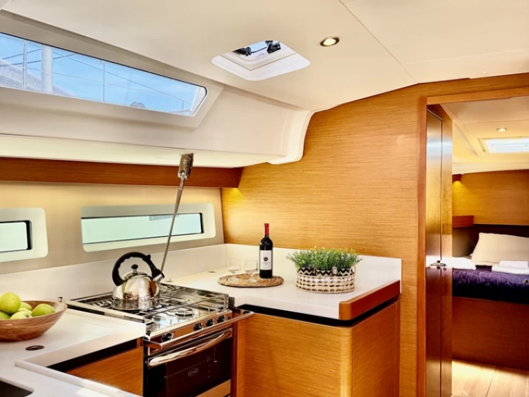 Bootsverleih Jeanneau Sun Odyssey 490 Piso Livadi Samboat