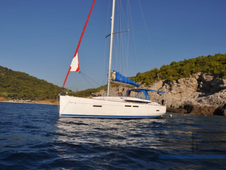 Ein Jeanneau Sun Odyssey 409 mieten in Fethiye