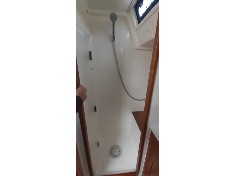 Segelboot mit oder ohne Skipper Bavaria mieten in Cugnana Verde