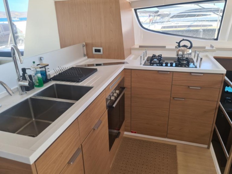 Katamaran mit oder ohne Skipper Bali mieten in Lavrion