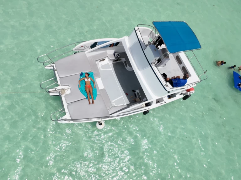 Vermietung Katamaran Custom Made mit Führerschein