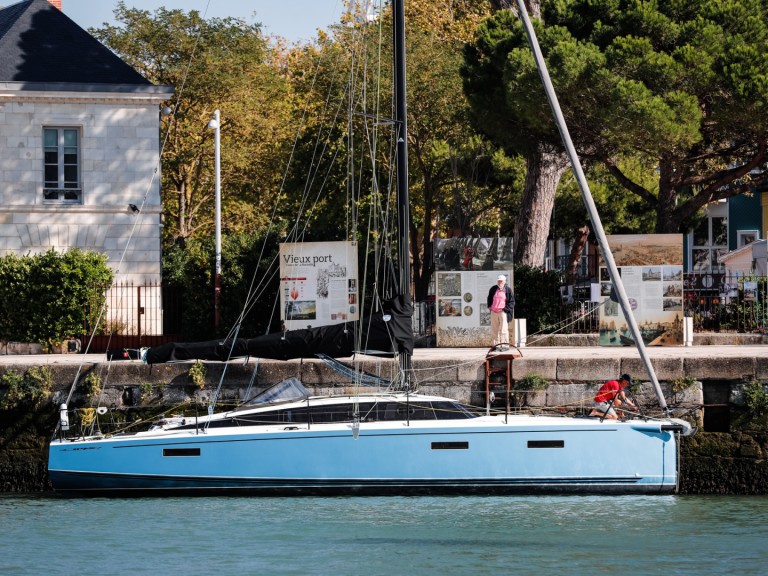 Bootsverleih Jpk JPK 39 FC La Rochelle Samboat