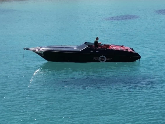 Vermietung Motorboot Fountain mit Führerschein