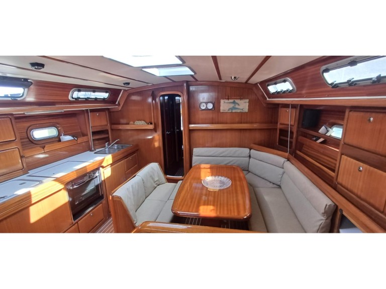 YachtCharter in Nikiána - Bavaria Bavaria 42 auf SamBoat